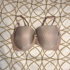 Victoria’s Secret 38DDD Dream Angels Perfect Coverage bra in Tan